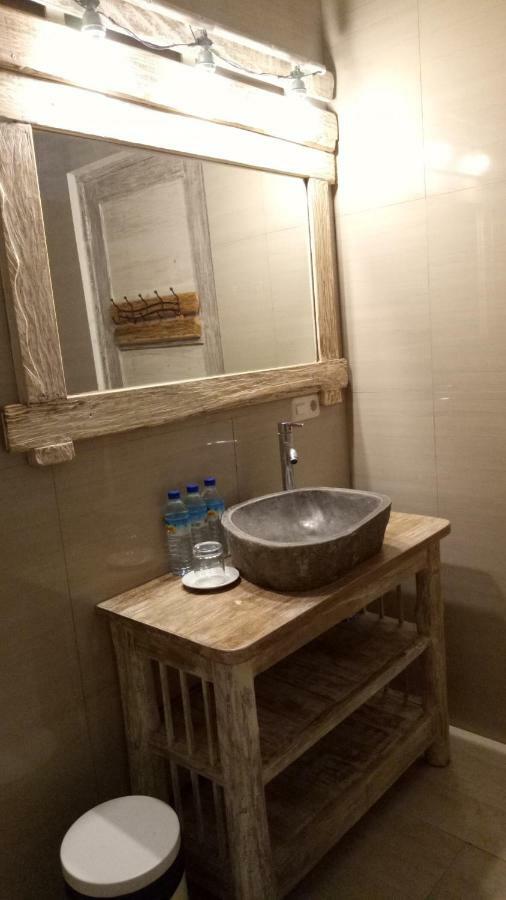 The 5 Brothers Hotel Джили Трауанган Екстериор снимка