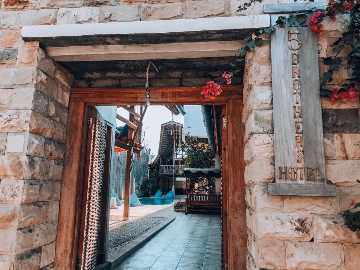 The 5 Brothers Hotel Джили Трауанган Екстериор снимка